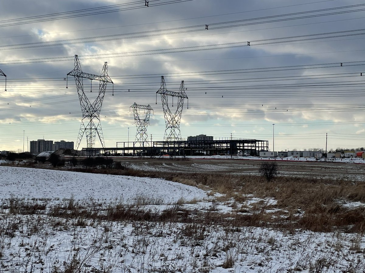 AlexanderGlista's tweet photo. Major progress on the @HurontarioLRT MSF in the 407 hydro corridor. Always exciting to see something move from a plan to reality #HuLRT https://t.co/piJtWOvJL9