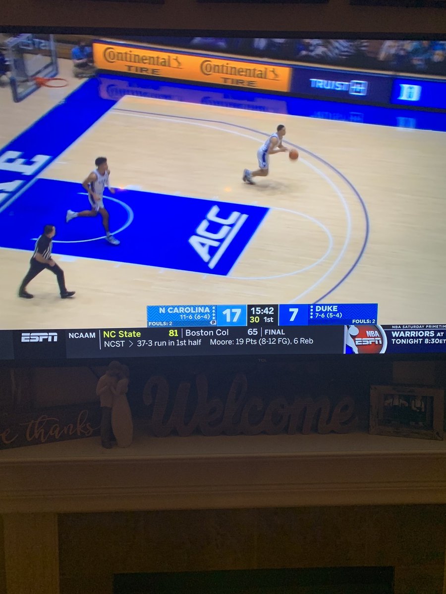 jmcmurphy21's tweet photo. Kaylynn said go Heels. #hatedook #beatdook https://t.co/AQlUu8kGtp
