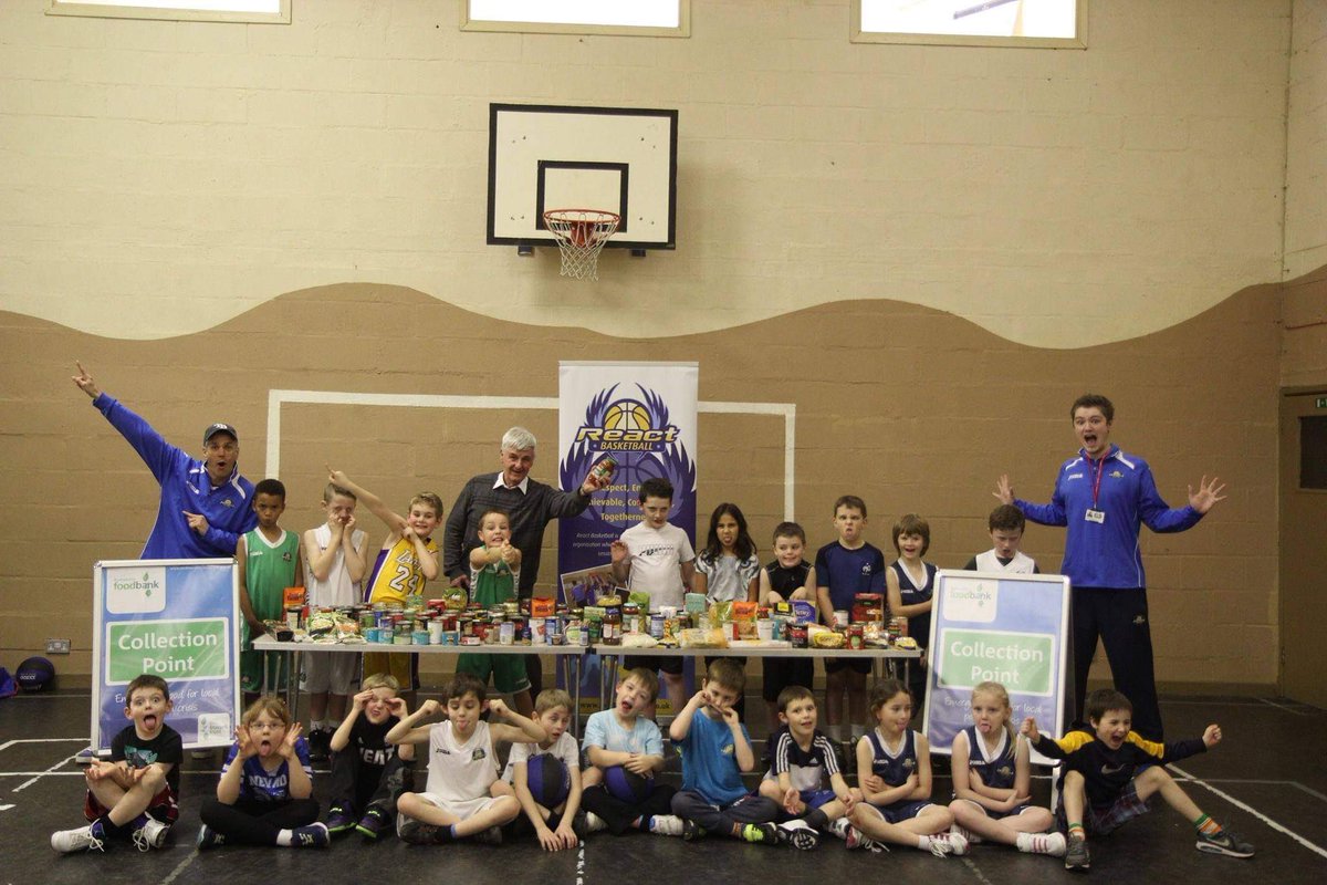 reactbasketball's tweet photo. #Partnerships | We have worked with a broad range of partners; next is @Ren_Foodbank! We’ve worked to support our local food banks across Renfrewshire who in turn support those most in need in our communities. Thank you to everyone who has donated over the years! 👏 https://t.co/U9lUNiIqz5