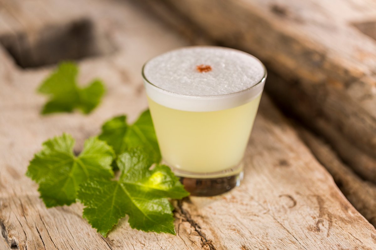 Today is Peru’s signature cocktail’s day: Pisco Sour! And to celebrate, it’s time to raise your glass and toast to such a delicious national drink! #Peru #PiscoSour #DreamThenTravel #PiscoSpiritOfPeru