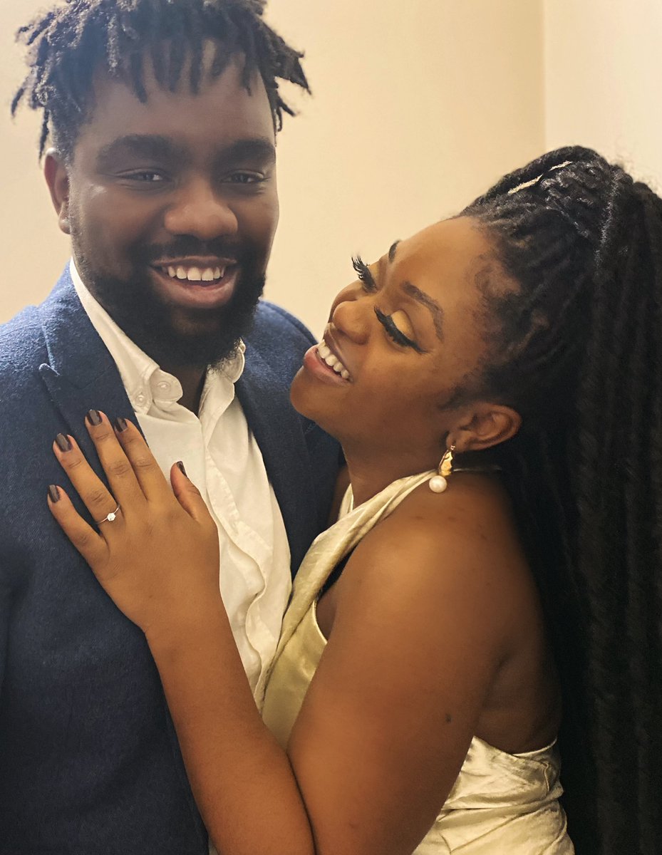 hazelmakmusic's tweet image. Becoming the #Dubes

💍

I said yes!