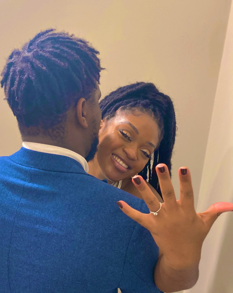 hazelmakmusic's tweet image. Becoming the #Dubes

💍

I said yes!