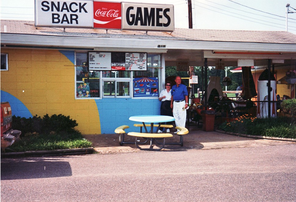 Al's Golfhaven:This spot in Whitehaven was LEGENDARY. It was Top Golf with go karts!  The cheeseburgers were IMMACULATE! The city of Memphis bought the land and built an elementary school.
