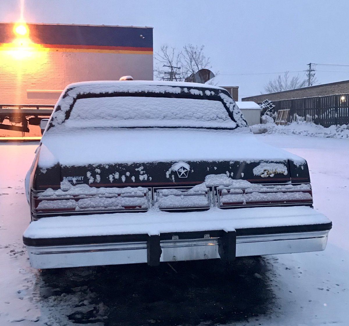 Car_Guy_Tom's tweet photo. I call this one, “Frosty Fifth.” #Chrysler #Mopar #CarSpotter #Snow #Winter #RustyJones https://t.co/Avc4ex470q