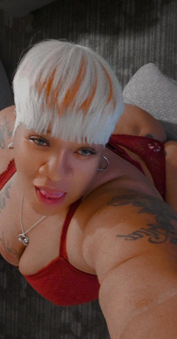 Just Because I Can😜 #4evajuicy💦 #LinkInBio😋 https://t.co/LRruVzL4tU<a href="/tag/4evajuicy"class="tags">#4evajuicy</a><a href="/tag/linkinbio"class="tags">#LinkInBio</a>