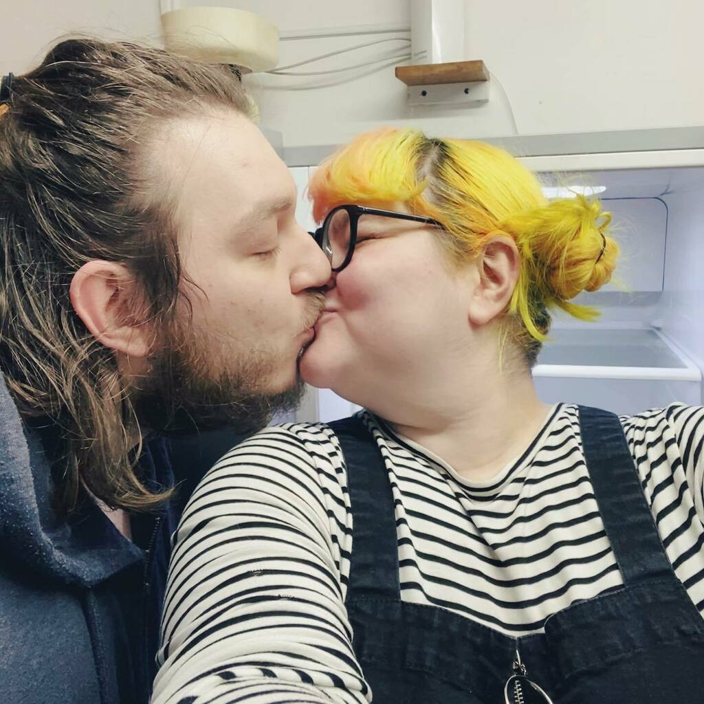 AUshopUK's tweet photo. My happy this week has been celebrating this boy’s birthday in tiny ways. Like buying his favourite snacks and making his favourite dinners together. Wrapping up tasty treats and spending hours playing his favourite game (of the moment) together. We also… https://t.co/XXtef2XqJY https://t.co/KKK0pIxmEq