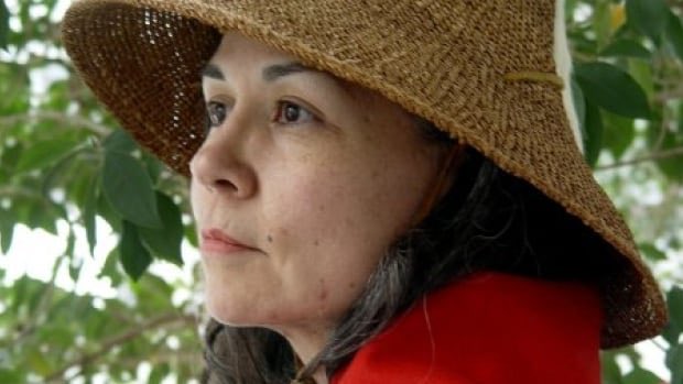 Vancouver Public Library's new Indigenous storyteller in residence goes virtual. #storytelling #libraries   #librariestransform 
cbc.ca/news/canada/br…