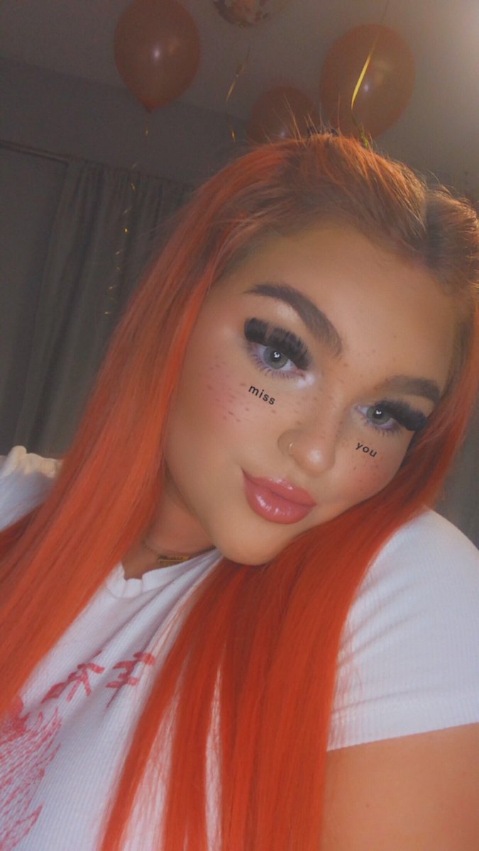 ells19x's tweet photo. New hair new me 🤭🧡 what do we think🍑

Subscribe to my only fans to see me matching my lingerie and tongue piercing to my hair 😜

⚠️Subscribe now and get a FREE VIDEO ⚠️

🔗 below ⬇️👇 https://t.co/0M0RKy8ACM