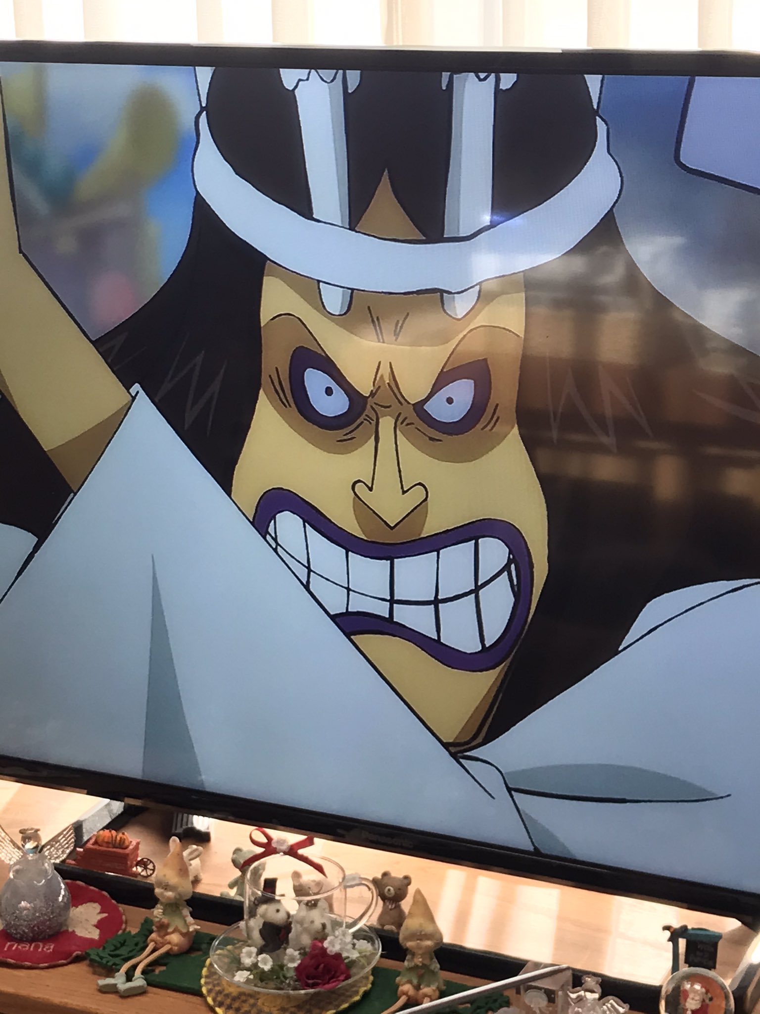 ムスーン デジモンとone Pieceが好き A Twitter ん この人ホールデムさんと同一人物か親戚 声が両方小山剛志さん 顔が似てる Onepiece アニワン T Co Rmrbttngvk Twitter