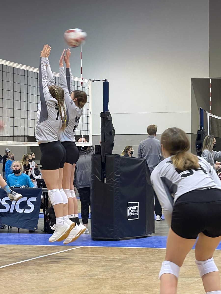 Solid 2 days for the <a href="/VCNebraska/">VCN</a> 13 Elite girls!  Headed into the Gold Championship Bracket! #ASICSpresidentsday2021