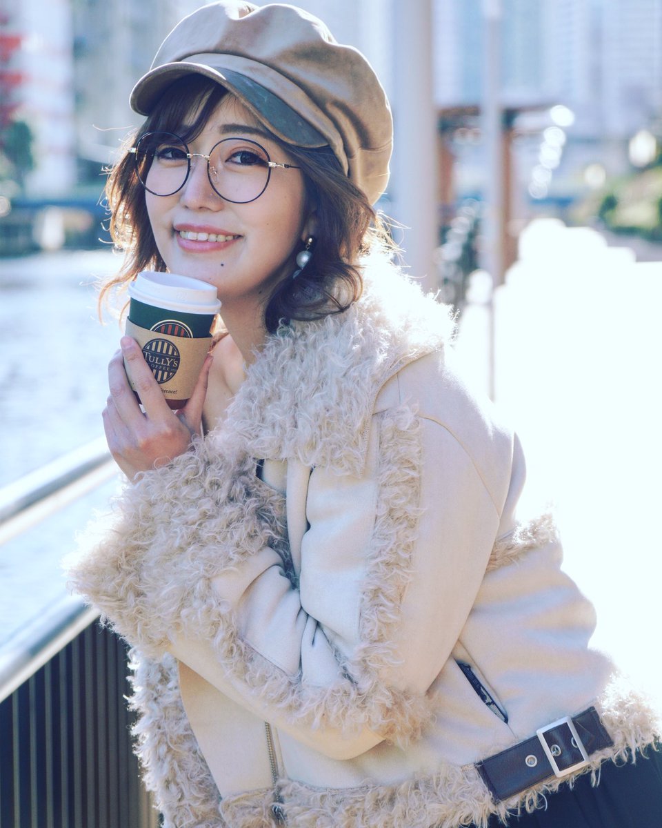 M16Nanme's tweet photo. model:#白石りあ
#ポートレート
#portrait
#portraitphotography
#肖像
#topplan
#ファインダー越しの私の世界
#運河 https://t.co/c7ObuKxZmt