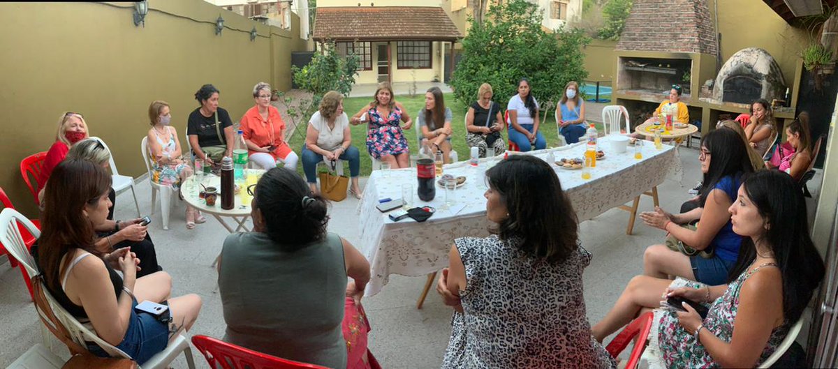 121Quilmes's tweet photo. Gran Encuentro de Mujeres de la Lista 121 junto a la Diputada Provincial @SandraParisYA 🙋‍♀️🙋‍♀️🙋‍♀️🇮🇩🇮🇩.
@VALEPAOSAN @m_agago
@EyleenViglianco @EricaRevilla
@MaxiAbad @oscargarciaucr

#AdelanteMujeres 
#adelantebuenosaires 
#adelantequilmes121 https://t.co/zozK7EskYD