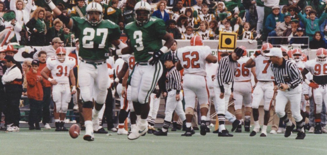 CoachShanMo's tweet photo. Won a lot of games here &amp; looking forward to winning lots more. There’s no place like the Joan🔥🔥🔥 #GoHerd https://t.co/mrtpMjmiJ8