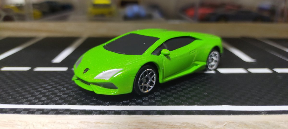 MinicaCollect_Y's tweet photo. #RMZCity の #Lamborghini #Huracan #LP610_4 黄緑色を紹介

写真撮ってて一言
この色、写り良すぎです。
ラメも入っているので色合いが良き

ヘッドライトさえ気にしなければ、
このウラカンは当たりです。

色以外は黄色のウラカンと同じですね〜

黄色はともかく(殴)、これは
見つけたらオススメ👍 https://t.co/O6iPjdxhCG