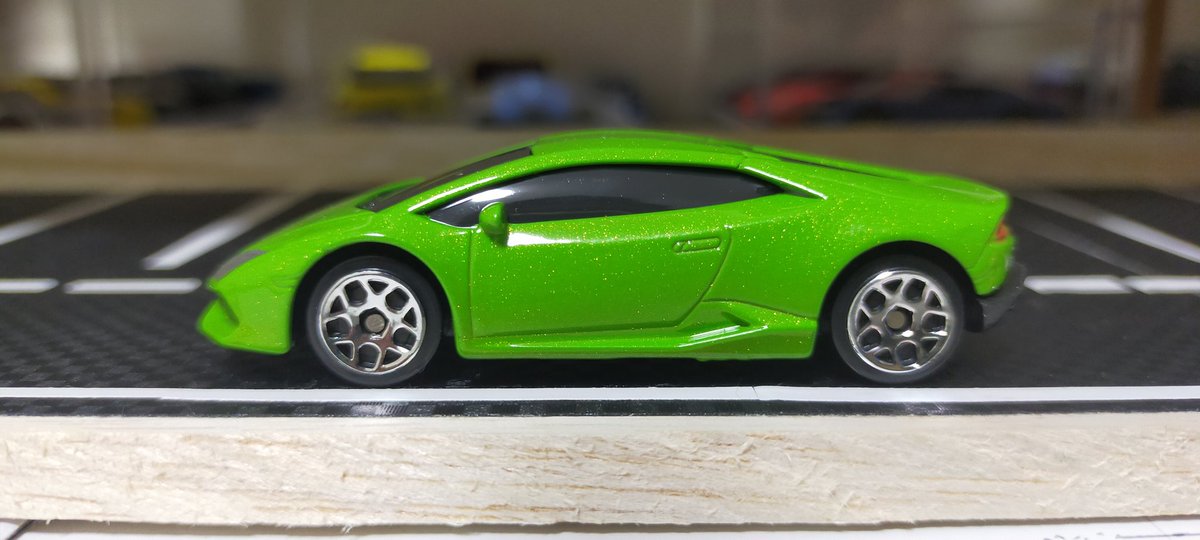 MinicaCollect_Y's tweet photo. #RMZCity の #Lamborghini #Huracan #LP610_4 黄緑色を紹介

写真撮ってて一言
この色、写り良すぎです。
ラメも入っているので色合いが良き

ヘッドライトさえ気にしなければ、
このウラカンは当たりです。

色以外は黄色のウラカンと同じですね〜

黄色はともかく(殴)、これは
見つけたらオススメ👍 https://t.co/O6iPjdxhCG