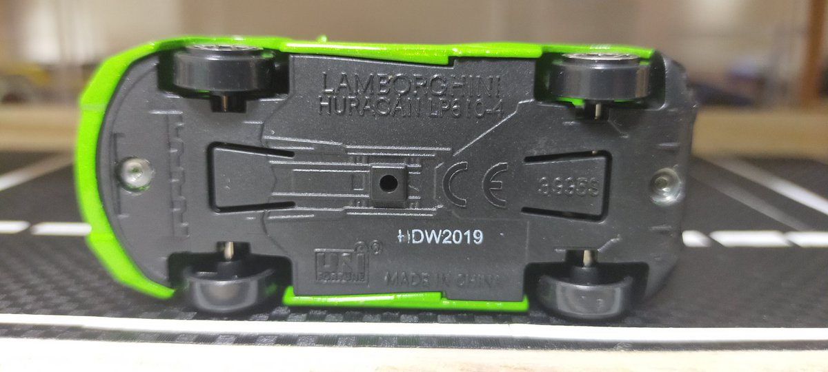 MinicaCollect_Y's tweet photo. #RMZCity の #Lamborghini #Huracan #LP610_4 黄緑色を紹介

写真撮ってて一言
この色、写り良すぎです。
ラメも入っているので色合いが良き

ヘッドライトさえ気にしなければ、
このウラカンは当たりです。

色以外は黄色のウラカンと同じですね〜

黄色はともかく(殴)、これは
見つけたらオススメ👍 https://t.co/O6iPjdxhCG