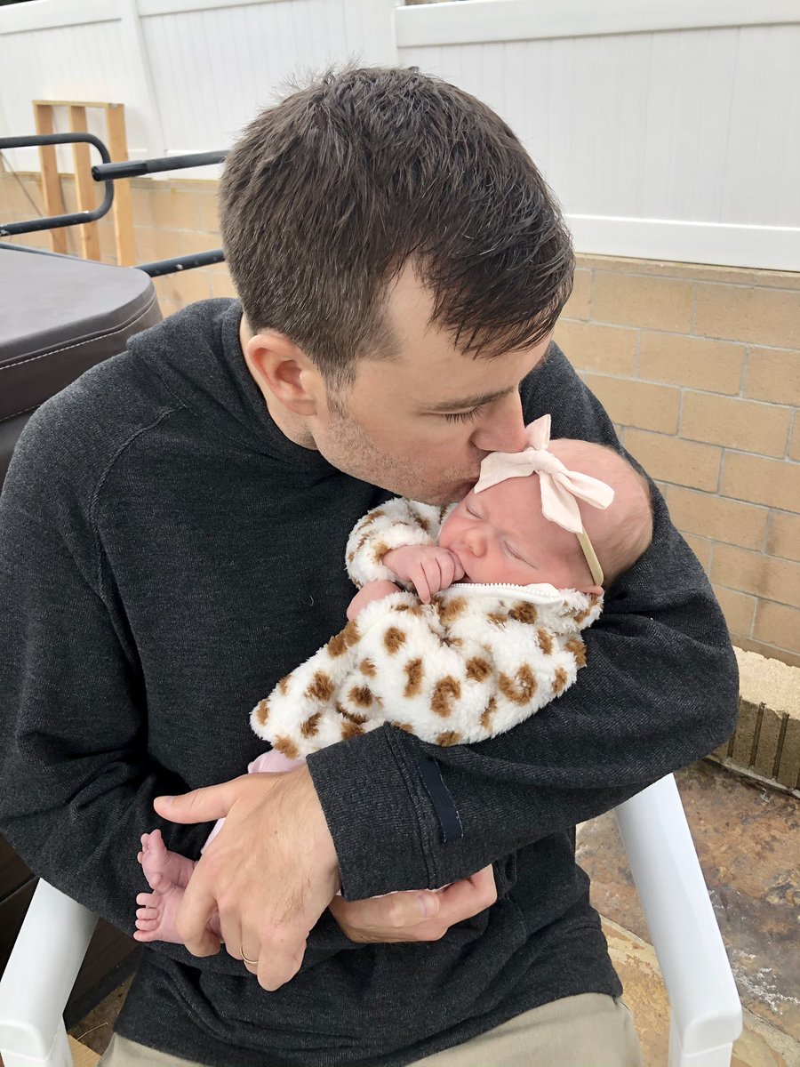 Julia4648692's tweet image. Please help save my 31 year old husband by approving NurOwn and AMX0035 @fdacder! Our daughter is one month old and she needs her daddy in her life! Please give ALS patients a fighting chance and approve these treatments! 🙏🏼🙏🏼#NurOwn #AMX0035 #axeALS