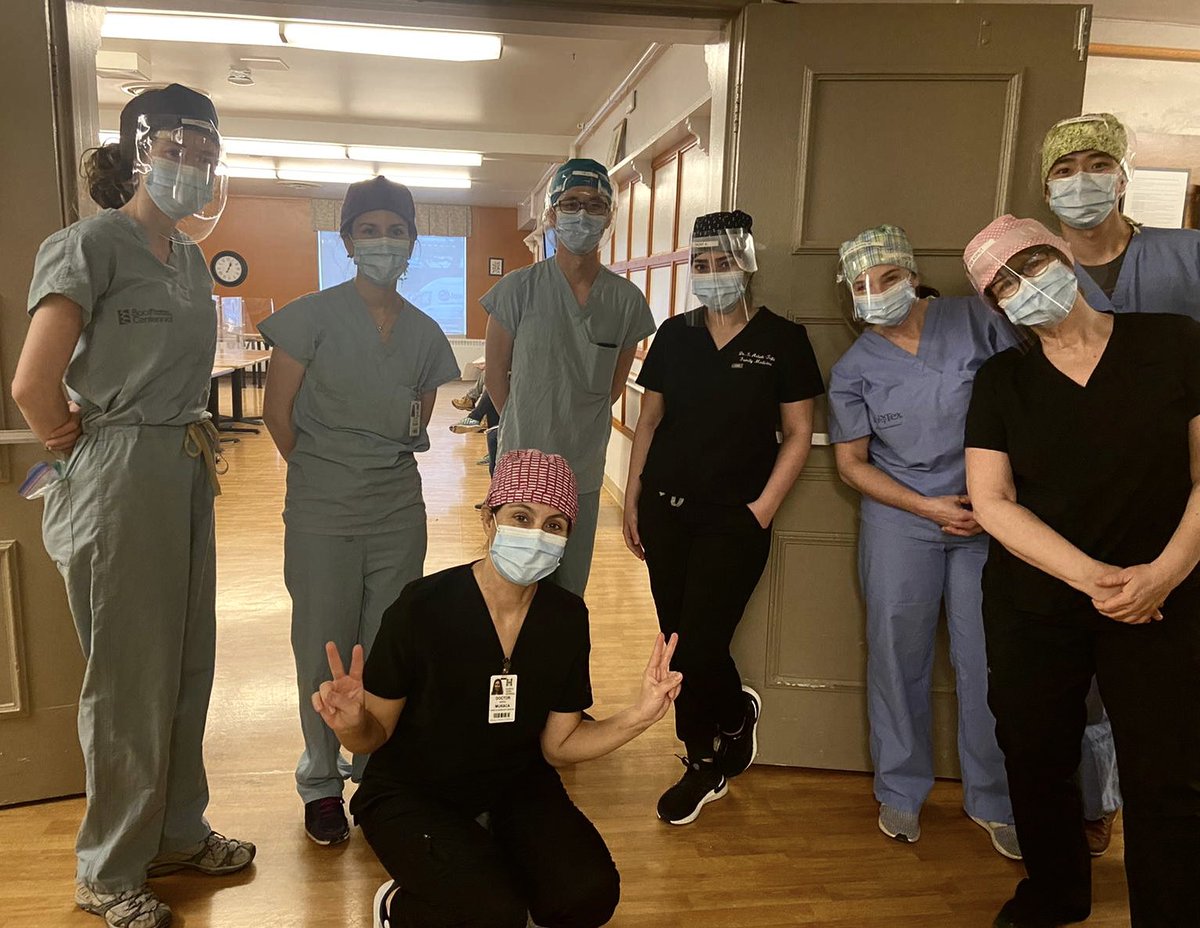 AMerbaum's tweet image. Taking teaching on the road - Thanks to our amazing residents who joined #TeamVaccine @NYGH_news @UofTFamilyMed