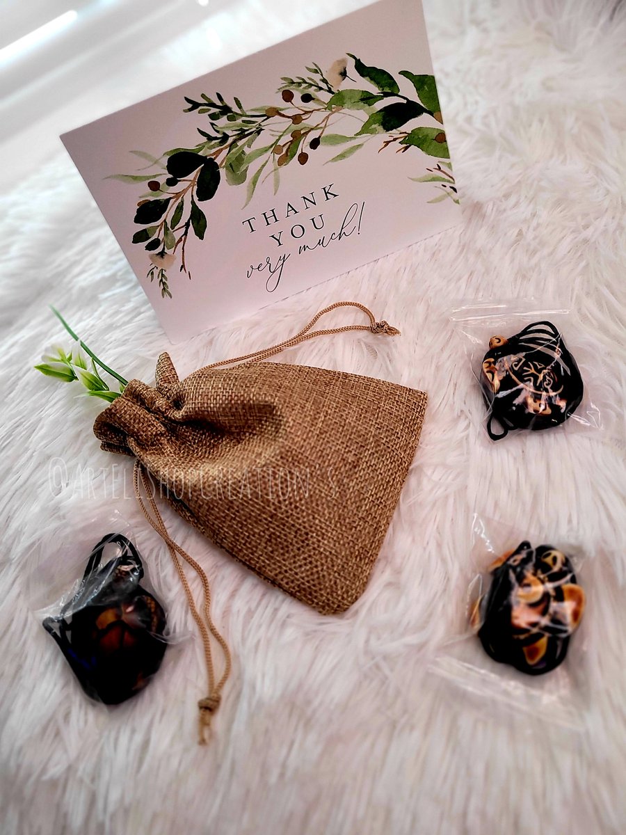 Elizaida5's tweet photo. Really love what ArtEliShopCreations is doing on @Etsy https://t.co/zGzjTUcwAr 

#etsyshop #etsysmallbusiness #puertorico #handmade #negociopropio #support #boricua https://t.co/SV96CRoMTZ