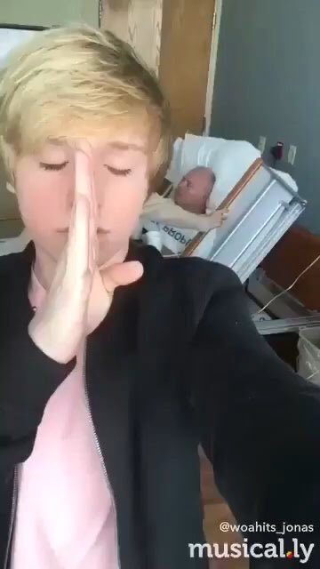 daesimp's tweet image. technoblade and quackity