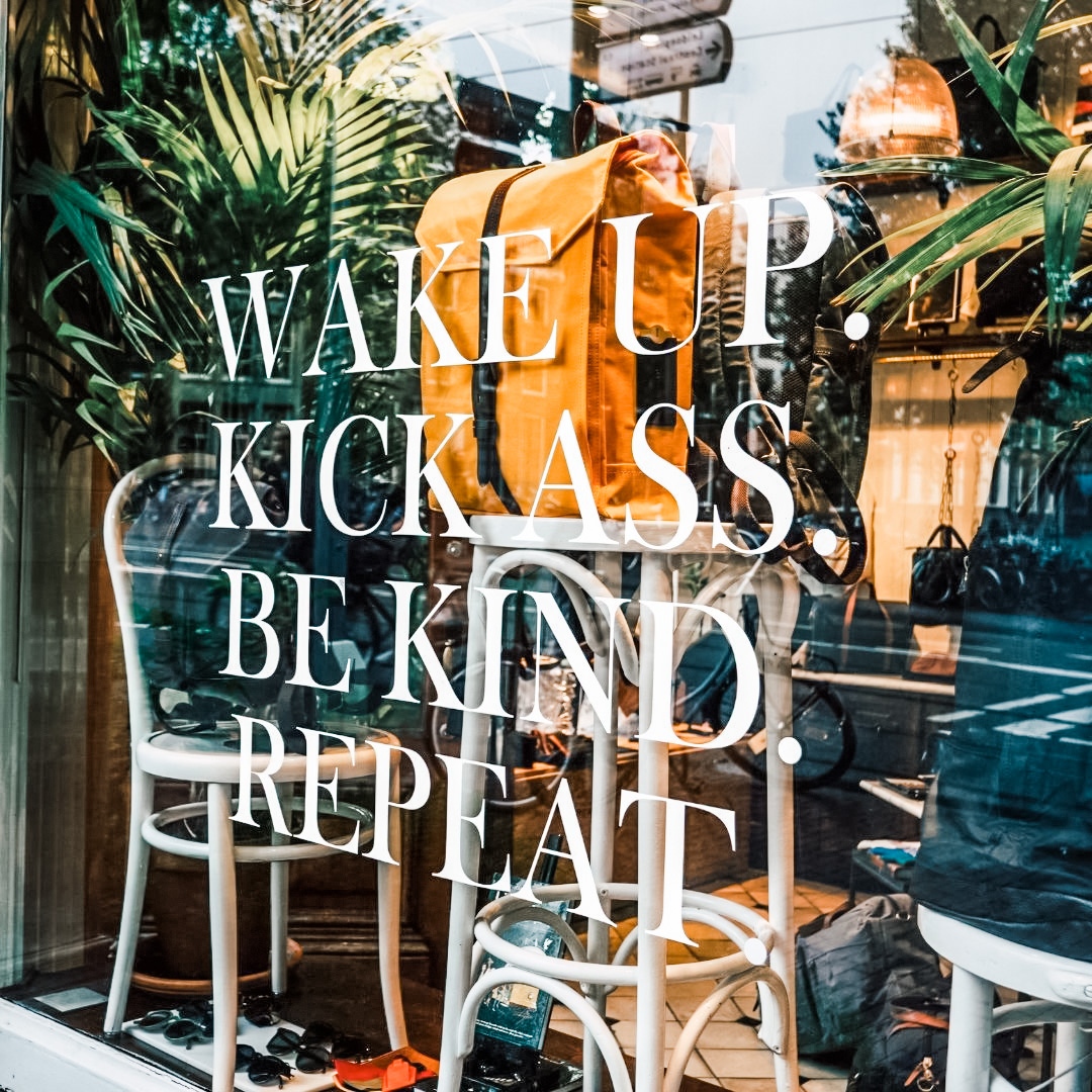 Words to live by. Happy Saturday 😀