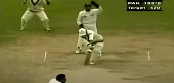 The very next ball, again fired straight to the new man, struck Saqlain Mushtaq low on his pads right in front. Pakistan were 9 down for 198. Kumble stood on the brink of history.