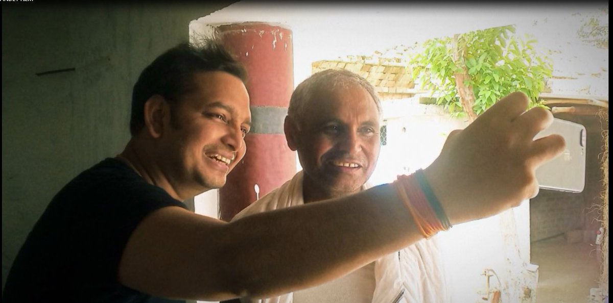 rahulp_pandey's tweet photo. Wish you a very very happy birthday dear @Pparitosh1 bhaiya.. always keep smiling and shining

lots of love from Belwa, Gopalganj 😊☺️❤️

#TRPMama #Paritoshtripathi https://t.co/QydOxMF20v