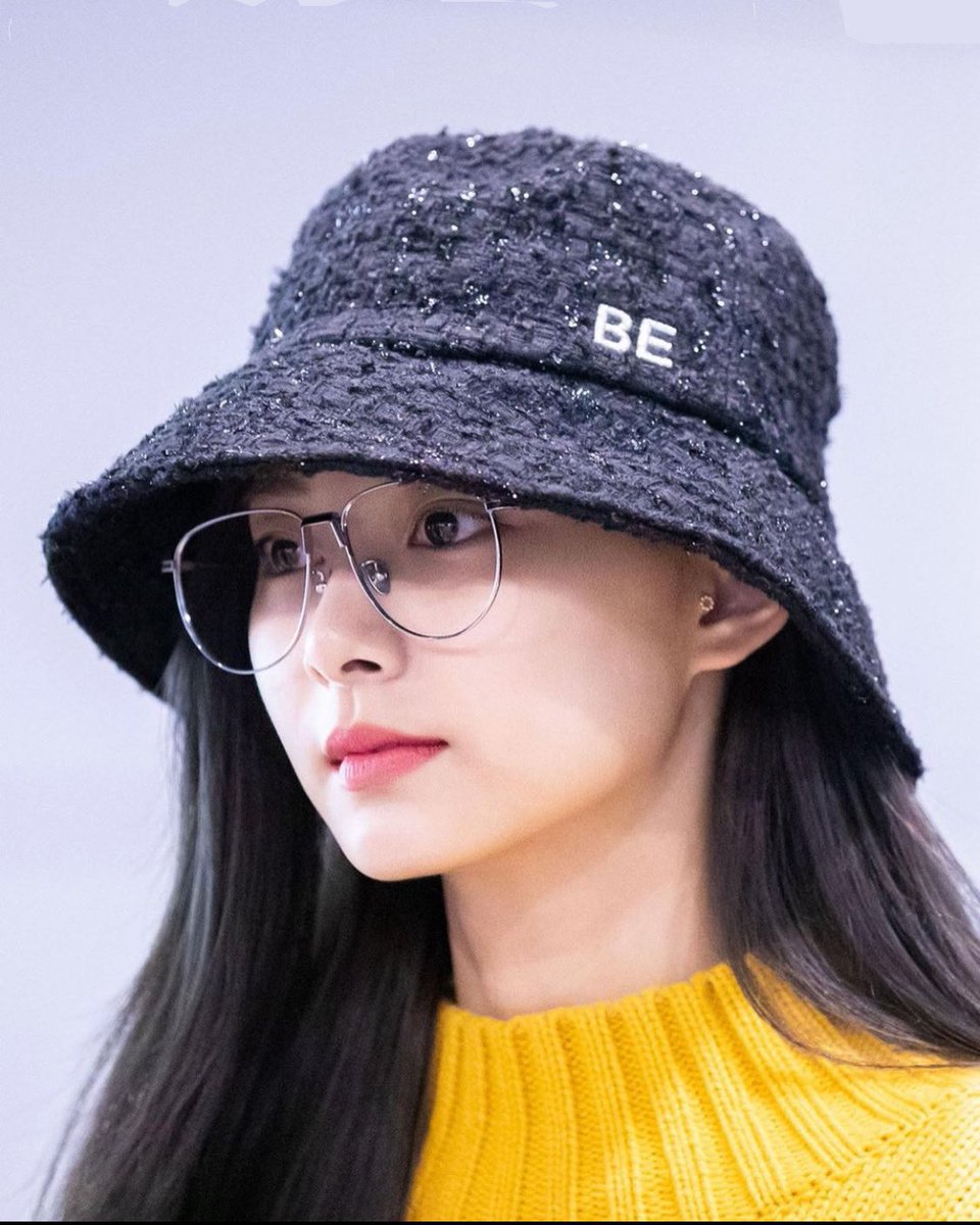 ★TWICE ツウィ着用★BE BORN OF バケットハット ☆TWICE ツウィ着用☆BE BORN OF バケットハット - メルカリ