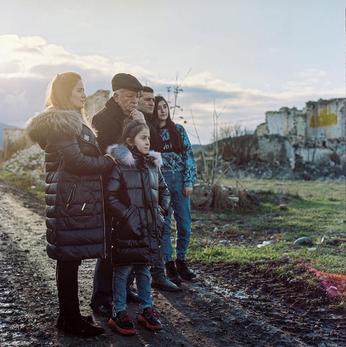 fismailzade's tweet photo. Azerbaijani photographer for National Geographic Rena Effendi made this collection of photos of IDP family returning to their destroyed Agdam https://t.co/N4pZVkgPjX