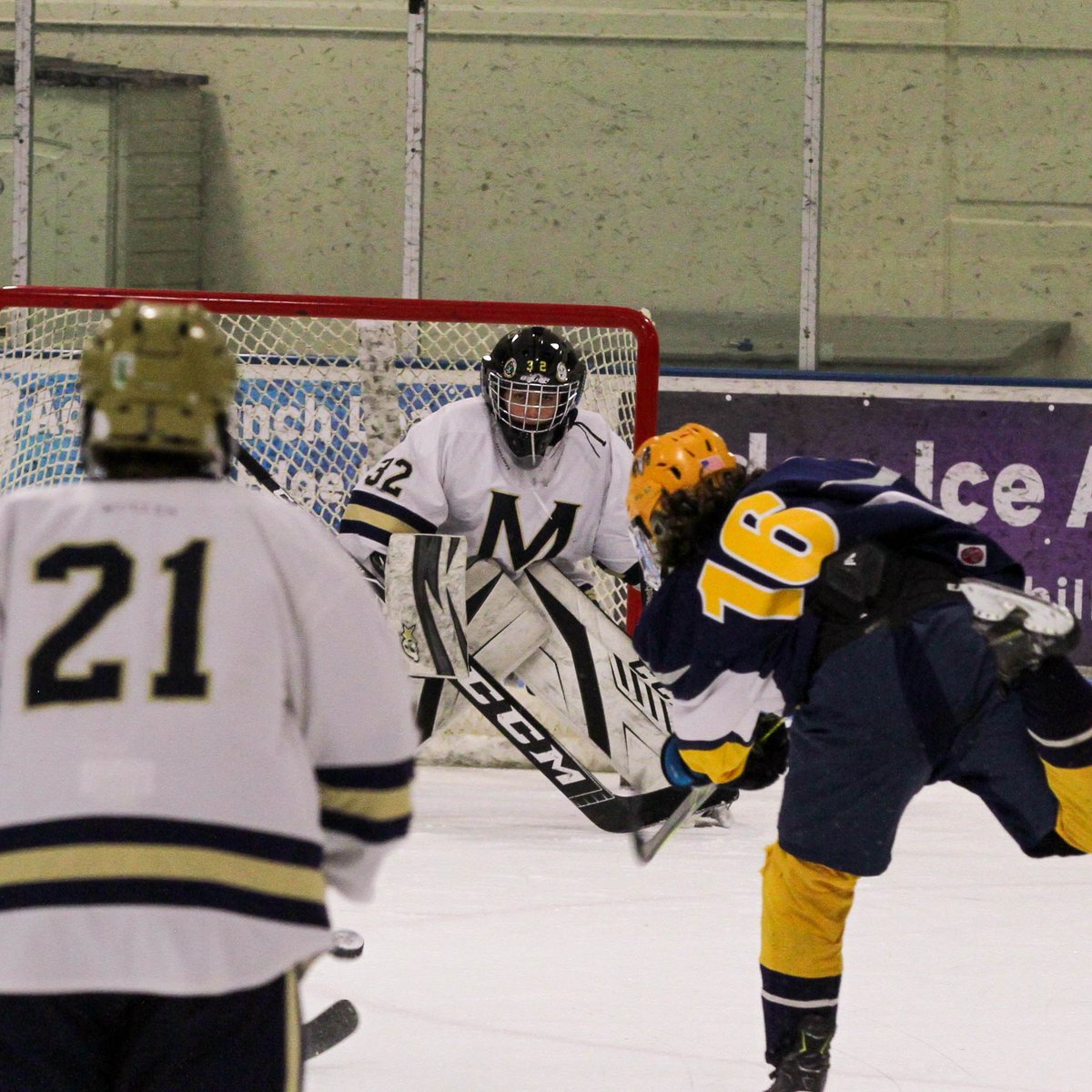 neildevlin's tweet image. Yo: Mullen wins 10-5 shootout mullenhigh.com/news-story?pk=… over Rampart behind Klem's hat trick and freshman goalie's debut. #coprep @mullenathletics @Presto89 @MullenSportsMed @dgoods10 @meanwheel @WeAreRampartAD