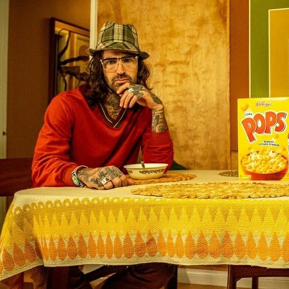 YELAWOLFpack's tweet image. YELAWOLF x BLACK SHEEP Album on the way!! Who’s already watched and SHARED the “Been A Problem” video with Caskey? Directed by @LegitLooks  / Song produced by @TaystyBeats ... Link below... #Slumerican 🦅

youtu.be/78ZD05_wbqk