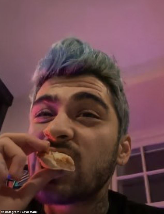 onehiatus's tweet photo. zayn is such a mood https://t.co/eyASBmWCEF