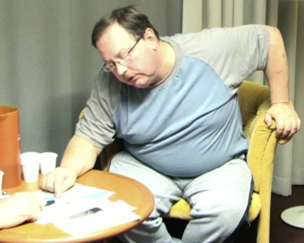 Akhirnya, pada 13 April 2008, setelah beberapa hari disoal siasat oleh pakar, Eklund mengaku melakukan pembunuhan itu dan mendedahkan lokasi mayat Engla Hoglund.