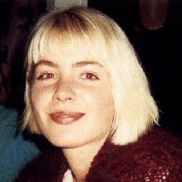Semasa soal siasat itu, Eklund turut mengaku membunuh seorang wanita berumur 31 tahun, iaitu Pernilla Hellgren.Pernilla Hellgren ditemui mati pada 4 Jun 2000, yakni 8 tahun lalu. Beliau telah diserang secara seksual dan kemudiannya dibunuh Eklund.