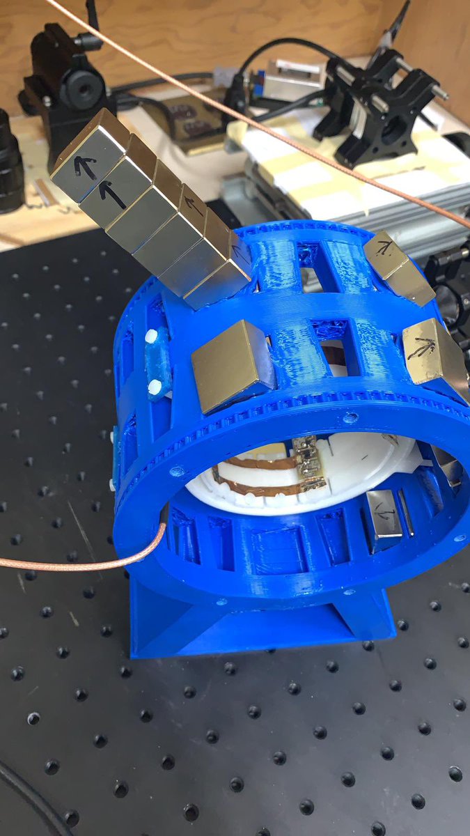 GSarty's tweet image. Sometimes magnets come apart. Nobody knows why.