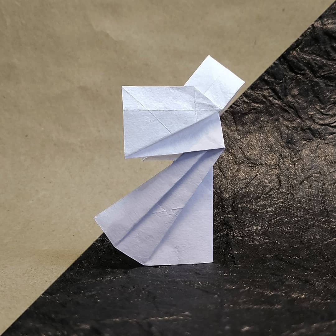 valoros_origami's tweet photo. This Model Is clalled Nun In the Wind
Designer - Gabriel Alvarez
Paper Size - 14×14 cm
I will recommend to use a thicker paper
for better results
Tutorial is on YouTube Channel
Link in here https://t.co/UzIPJZupZZ
#origami #art #origamiart #valoros #paper #valorosorigami #nun https://t.co/CG6tHiP5nh