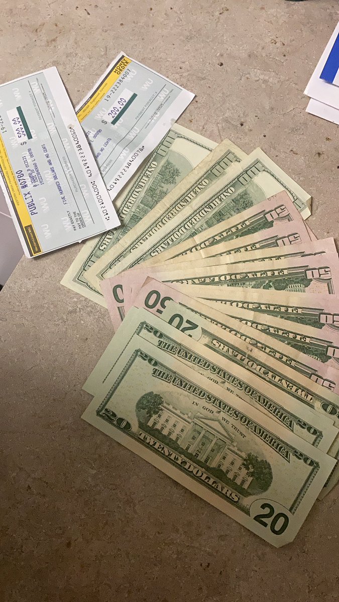 Go slave away 9-5 and barely make it...or bust that ass and make rent and then some in a day or so...hmm 🤨🤷🏻‍♀️