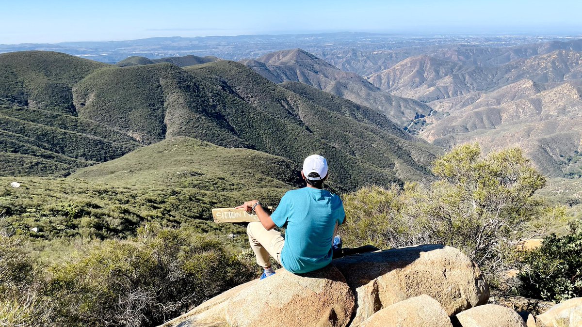 Vigneshpatel202's tweet image. Mountain is the home of my soul