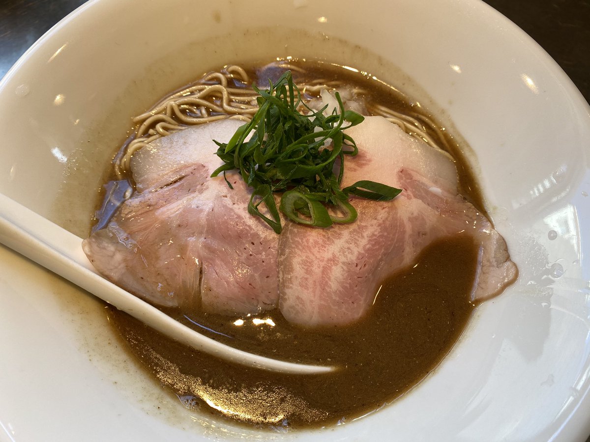 リク この間 仕事の合間に行ったランチです 稲荷町駅付近で評価の高いラーメン屋さんの さんじ です 濃厚煮干し出汁のスープはやみつきになります さんじ 上野 新御徒町 稲荷町 上野ランチ 新御徒町ランチ 稲荷町ランチ ラーメンさんじ