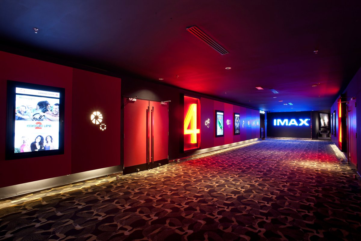 TGVCinemas's tweet photo. Ali: "Hall berapa weh?"
Muthu: "Nomber seat apa weh?"
Ah Hock: "Eh korang gi dulu, aku nak gi tandas jap."

Rindu suasana dekat pawagam? Belum lagi, sikit lagi. Sabar ok? ❤️

#TGVCinemas #SupportCinemas #TGVCYouSoon #MoreThanJustMovies https://t.co/pMWx0GYIXf