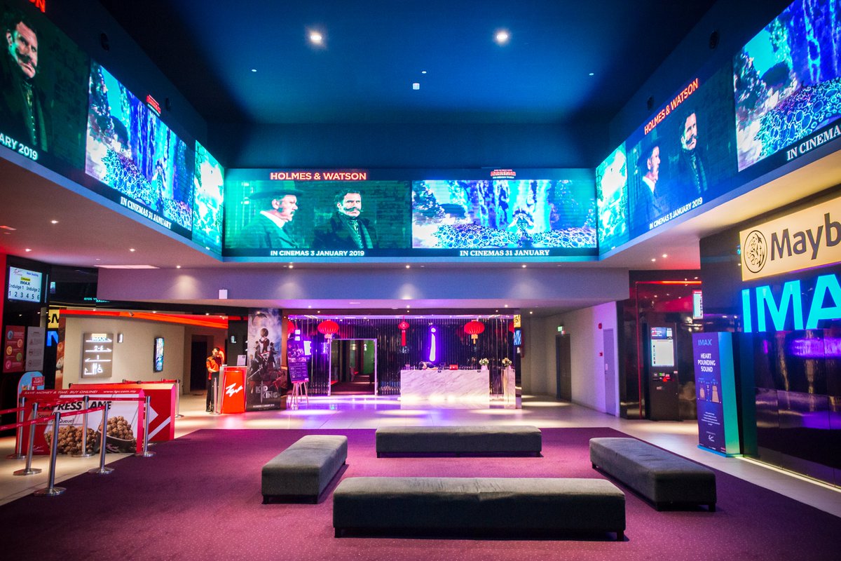 TGVCinemas's tweet photo. Ali: "Hall berapa weh?"
Muthu: "Nomber seat apa weh?"
Ah Hock: "Eh korang gi dulu, aku nak gi tandas jap."

Rindu suasana dekat pawagam? Belum lagi, sikit lagi. Sabar ok? ❤️

#TGVCinemas #SupportCinemas #TGVCYouSoon #MoreThanJustMovies https://t.co/pMWx0GYIXf