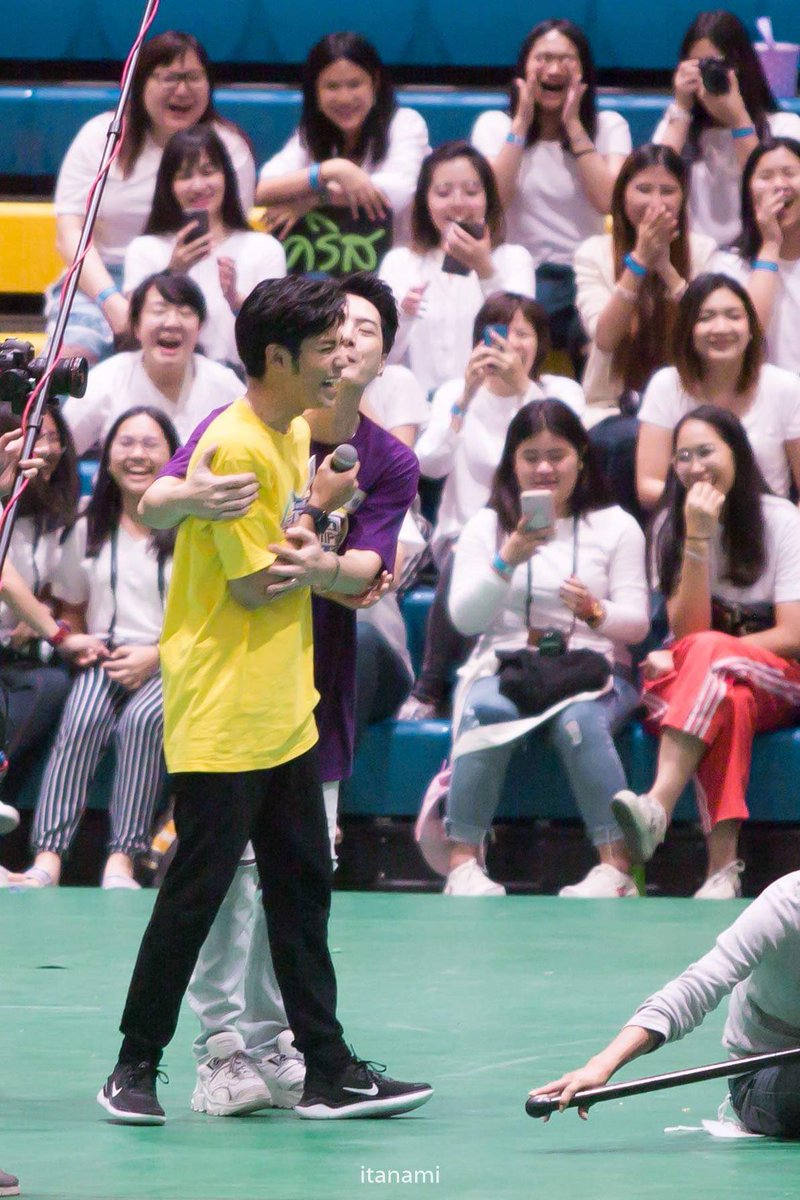 Saya yan Singto? Pano nga ulet mag hulahoop?  Perawat para-paraan