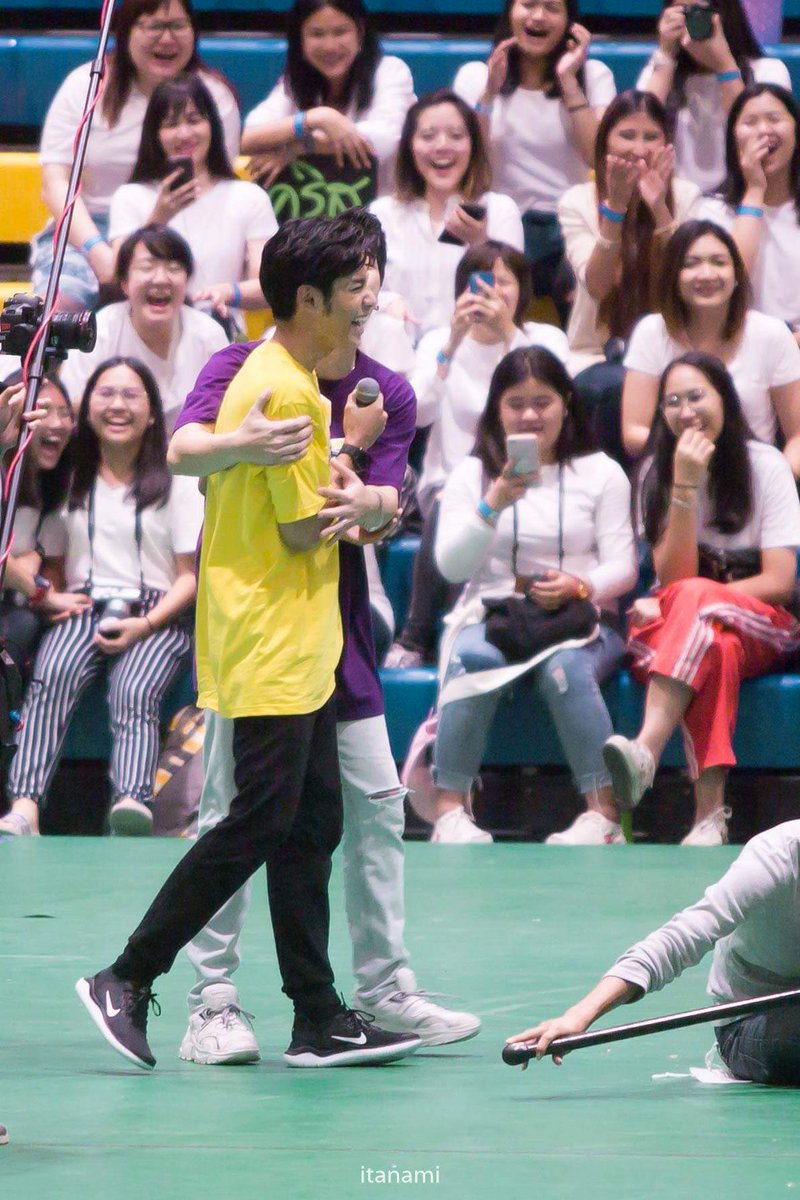 Saya yan Singto? Pano nga ulet mag hulahoop?  Perawat para-paraan