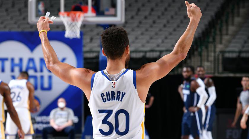 ShadowLeague's tweet image. How long you going to do this king? It’s been a minute

#57points
#3xchampion
#2xMVP