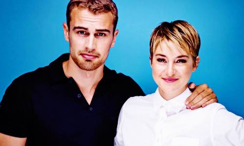 Since Shailene Woodley apparently just got engaged 2 Aaron Rodgers, it feels like a good time 2 post some gifs/pics of her & her Divergent costar (& my mancrush) Theo James. And since Theo's in  #Sanditon & someone needs 2  #SaveSanditon, I'm using those hashtags!  #SanditonPBS