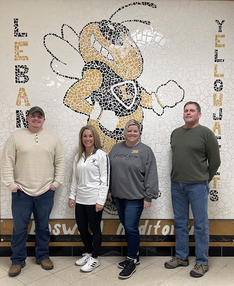 KevinGLowery's tweet photo. Lebanon High School is blessed to have four of the greatest counselors in America. Happy National School Counseling Week to Mr. Pitts, Mrs. Redick, Mrs. Vestal, and Mr. Winfrey! @jacketcounselor @LebanonR3 @wchristianleb https://t.co/KMHqj6o95s