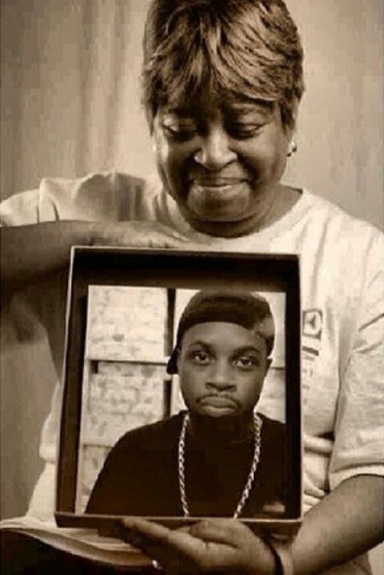 While recording Donuts, his body including his fingers would swell. His mother, Maureen "Ma Dukes" Yancey, would massage his fingers until he felt comfortable using them again. He passed 3 days after releasing Donuts.