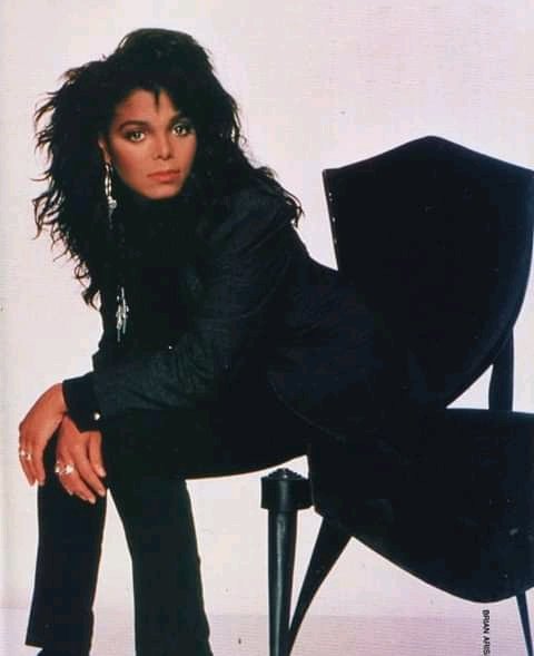 TexturedW's tweet photo. @JanetJackson @AppleMusic π€ You might think I'm crazy but I'm serious
π It's better you know now
π€ What I thought was happiness was only part time bliss
π You can take a bow
Happy #JanetJacksonAppreciationDay Love #TexturedWords https://t.co/8oJVLZwtA7