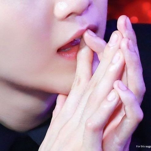 aesthetically pleasing jewelry: a satisfying thread 