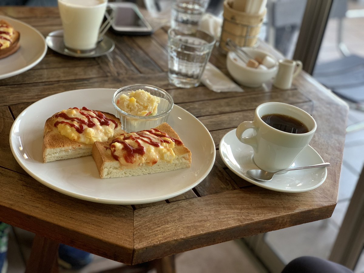 tomtsubanagi's tweet photo. JR山崎駅前のCAFE TABI TABIのモーニングが美味すぎる😆👍
#birdyclassic
#tyrellFSX
#cafetabitabi
#jr山崎駅前 https://t.co/FciLcyZZKG
